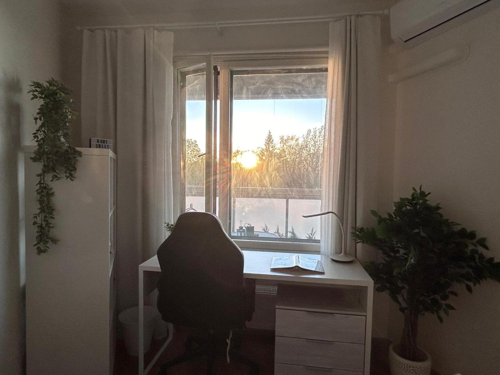 Stella'S Apartment - City Center - Free Secure Parking - Big Sun Terrace - Air Conditioning - Wifi - Tram To The Tallinn Bus Station And Old Town Buitenkant foto