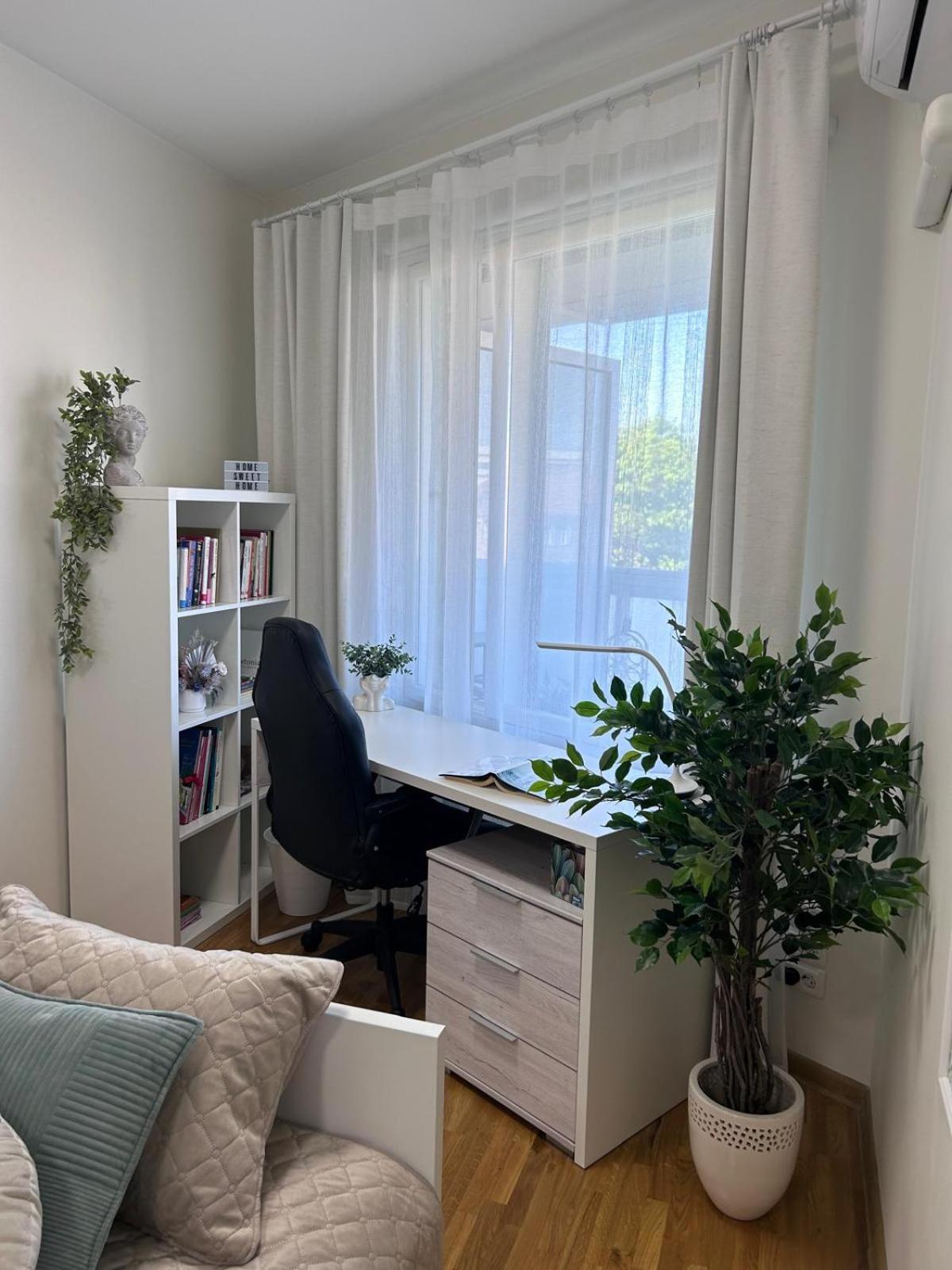 Stella'S Apartment - City Center - Free Secure Parking - Big Sun Terrace - Air Conditioning - Wifi - Tram To The Tallinn Bus Station And Old Town Buitenkant foto